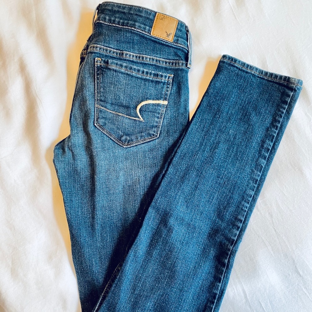 👖American Eagle Skinny Stretch Jeans - Size 2